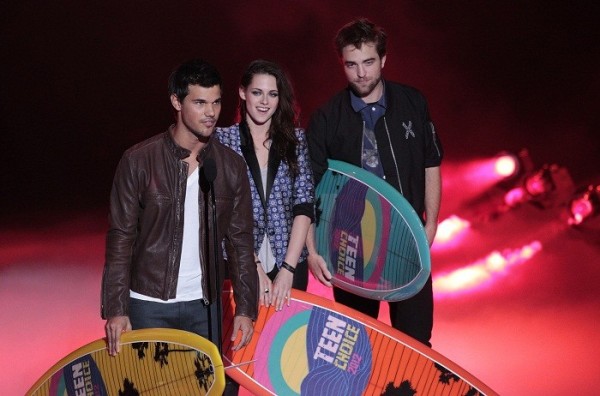 Teen Choice Awards 2012 Twilight Saga Takes Ultimate